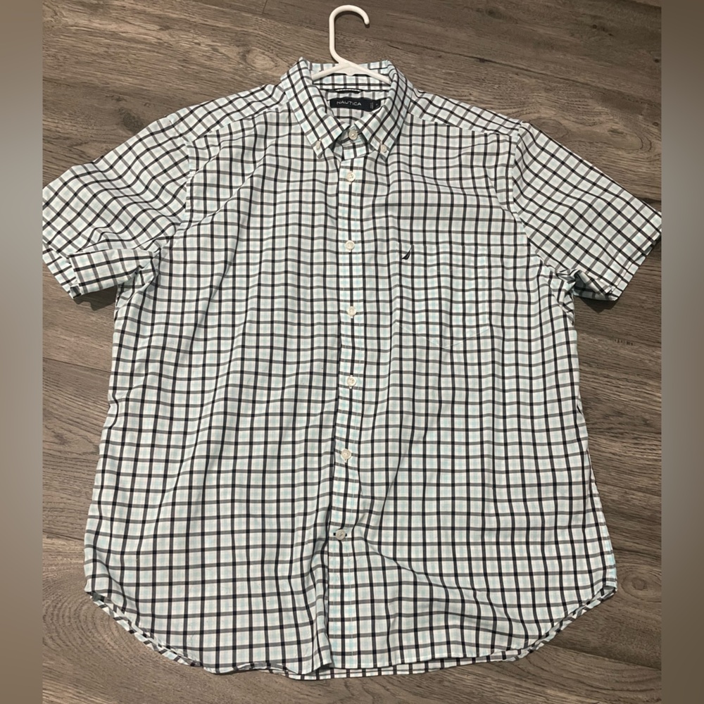 Men’s Nautica short sleeve button-up